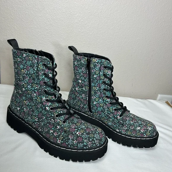 Sincerely Jules Harley Chunky Floral Lace-Up Canvas Combat Chic Boot 7.5 - Picture 3 of 16